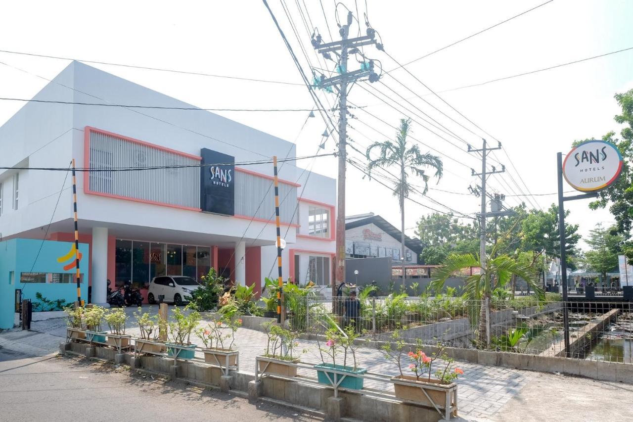 Sans Hotel Aurum Majapahit Semarang Zewnętrze zdjęcie